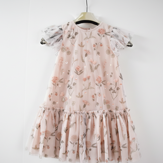 Next siuvinėta suknelė